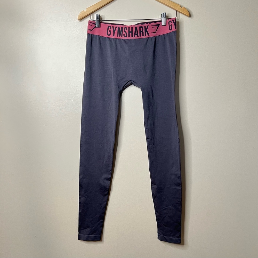 Gymshark Fit‎ Seamless Leggings Gray with Pink Band